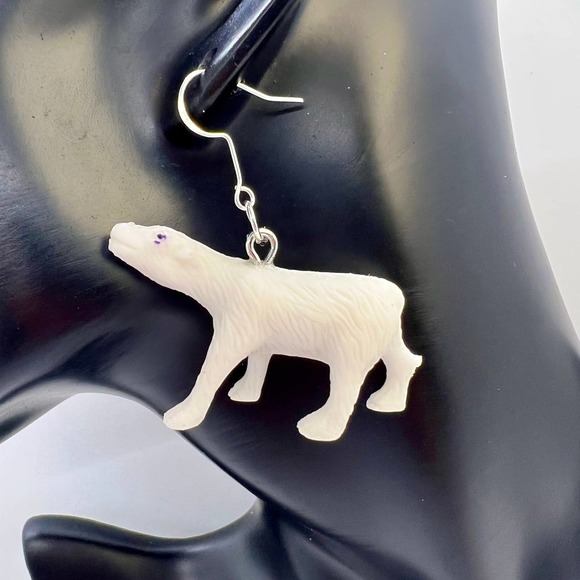 Polar Bear Earrings - Zoo Earrings - Alaskan Earrings - Field Trip Earrings - Picture 10 of 10